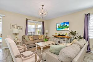 Holiday Home room in Stunning and Spacious Home Near Disney CDC Standards #RCG8521