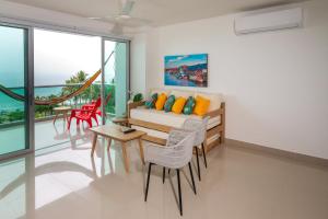 Magico Apartamento Frente al Mar 3 Habitaciones AR44