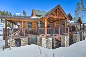 Holiday Home room in Luxury Mtn Retreat with Hot Tub 5 Mi to Slopes