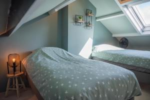 Beach House Makai - family house with Finnish Sauna, 2 bathrooms and only minutes from the Beach