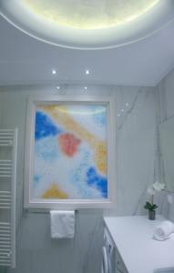 New Big Modern City Center Apartment