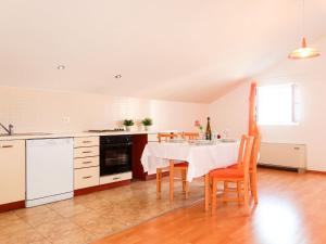 Apartment Marija-3 by Interhome