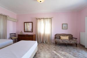Seaview maisonette with 3 bedrooms in Paros Paros Greece