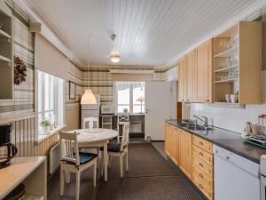 Holiday Home Pikkupehtoori by Interhome