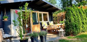 GUESTHOUSE vakantiehuis in een mooie tuin in het centrum van Zuidlaren!
