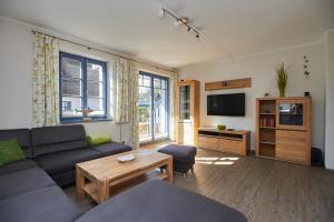 Neue Reihe 43 Villa Regulus EG