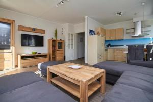 Neue Reihe 43 Villa Regulus EG