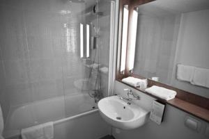 Hotels Campanile Lille - Seclin : photos des chambres