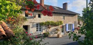 B&B / Chambres d'hotes La Vieille Maison de Pensol : photos des chambres