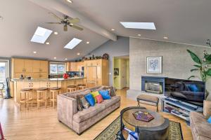 Anacortes Paradise Vacation Rental with Water Views!