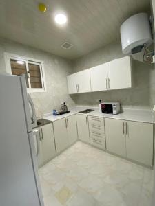 شقق بيتي الفاخر للشقق للمخدومة Bayti Al Fakher Serviced Apartments