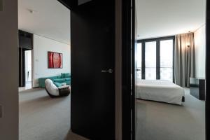 DUPARC Contemporary Suites