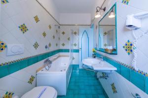 Riviera B&B Rooms and Apartament SEA-VIEW