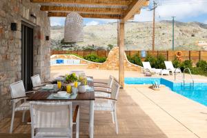 Ikaros Villa Rhodes Greece