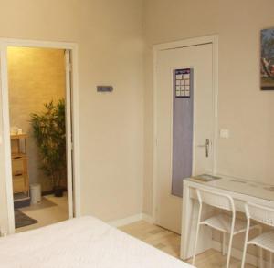 B&B / Chambres d'hotes Residence Fleur des Pins - Gites & Chambres d'Hotes : Chambre Triple