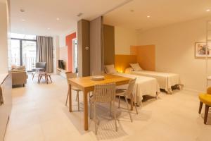 Apartamentos Málaga Premium - Calle Granada