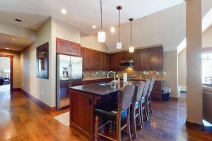 Water House on Main Street #5310