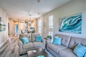 Apartment room in Golf Retreat Pool - Ideal Sunset Beach Spot!