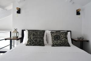 Queen 4 Apartment in the Heart of the Corfu Historical Old Town Center