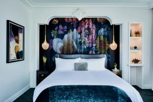 Standard King Room room in Daxton Hotel