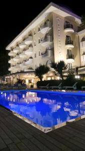 4 star hotell Hotel Nettuno Cervia Itaalia