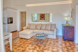 MARLA House Sea View