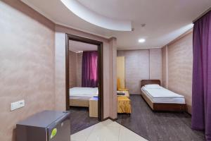 Comfort Triple Room room in Novokosino Hotel
