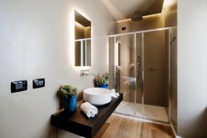 Chambre Lit King-Size avec Balcon