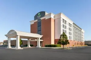 Holiday Inn Express Hotel & Suites Norfolk Airport by IHG