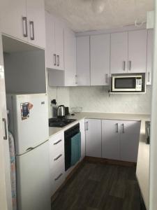 Apartment with a Seaview- Amanzimtoti