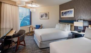 Double Room with Two Double Beds and Bath Tub - Disability Access room in Hyatt Regency Indianapolis at State Capitol