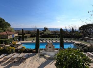 Appartements Bastidon a Gordes avec piscine : photos des chambres