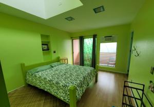 Deluxe Double Room with Balcony room in The Big Island Hostel