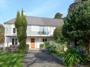 St Elmo Lodge - 索尔科姆