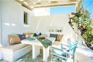 Apleton Villas Paros Greece