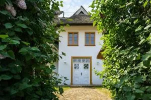 Ahrenshooper Landhaus 01 - Althagen