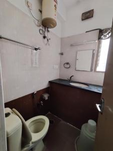 Swarna Sudarshan Service Apartments Sholinganallur