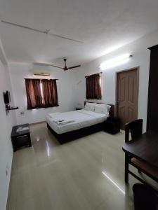 Swarna Sudarshan Service Apartments Sholinganallur