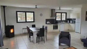 Appartement tout confort au milieu de la Margeride - Laubert