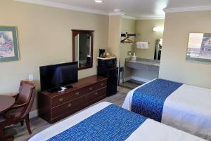 Travelodge by Wyndham Clearlake