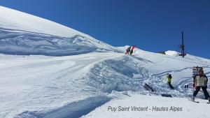 Le Skisun - Massif et Parc national des Ecrins - Puy Saint Vincent 1800