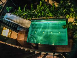 Exclusive access to the whole garden.