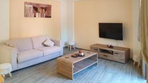 Helen Apartments & Studios