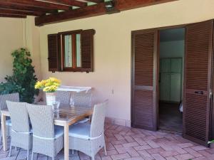 Large One-Bedroom Apartment room in Appartamenti Gli Ulivi Di Maremma