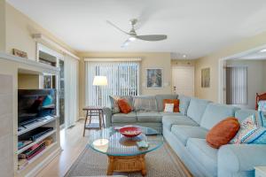 Three-Bedroom Apartment room in Sea Colony Cypress Lake