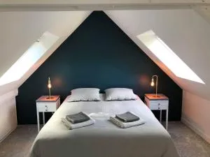 Maison 2 Ch - 7 Pers - au coeur du Château de Bothané - Rédené