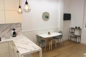 CENTRAL NEAR SEA - by SanSebastianApartments·es