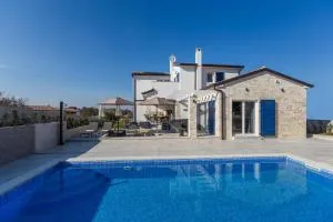 Villa Camelia - (( Velovići ))