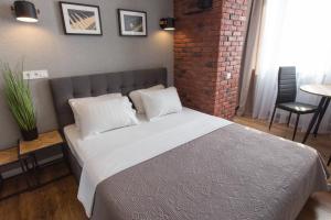 Studio with amazing view - 15th floor - Hrekivska str 5-2