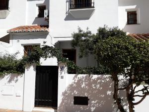 Casa Adelfas, Benajarafe